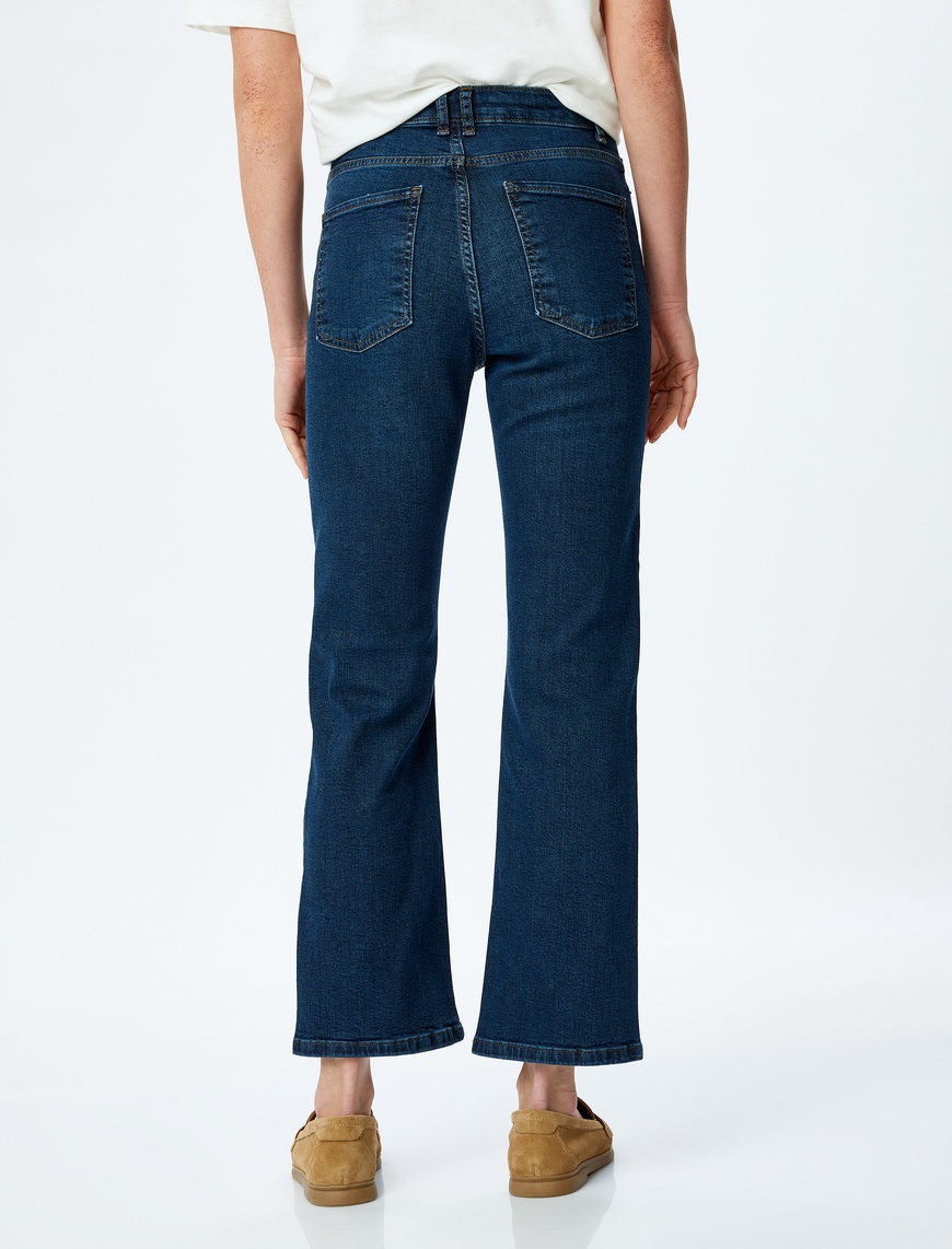   Straight leg jeans sa srednjim strukom