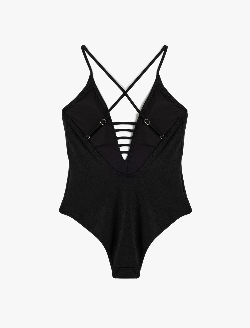   Bikini sa prorezom