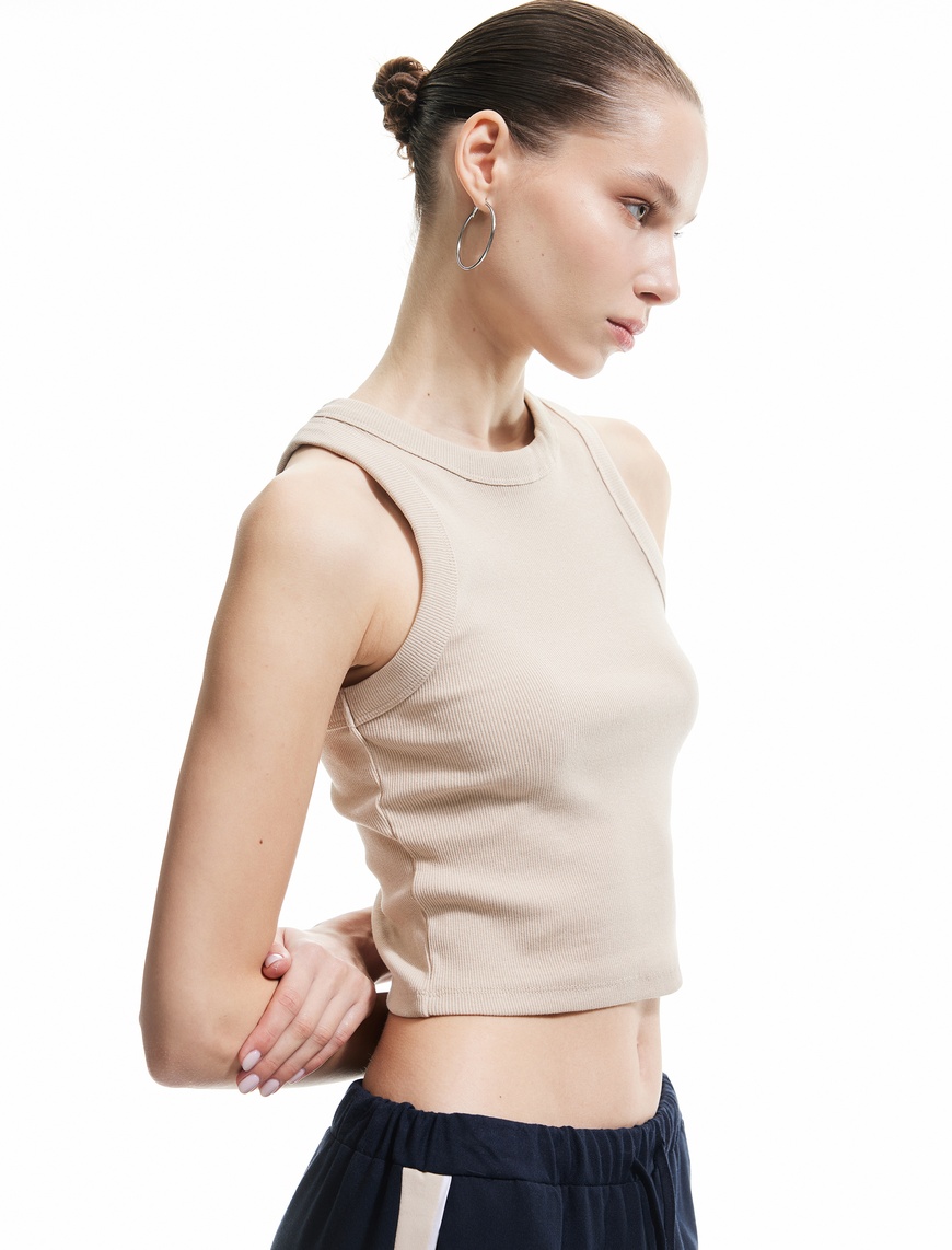   Slim fit rebrasti top